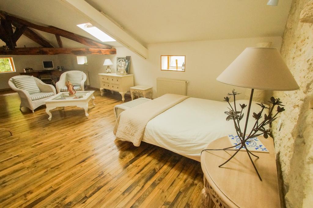 Castelnau-sur-lʼAuvignon Chambres D'Hotes Domaine De La Rose Des Vents חדר תמונה